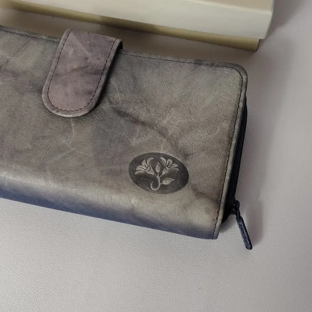 Buxton Top Grain Cowhide Leather Wallet Women's Blue Grey Floral Snap *FLAWED*